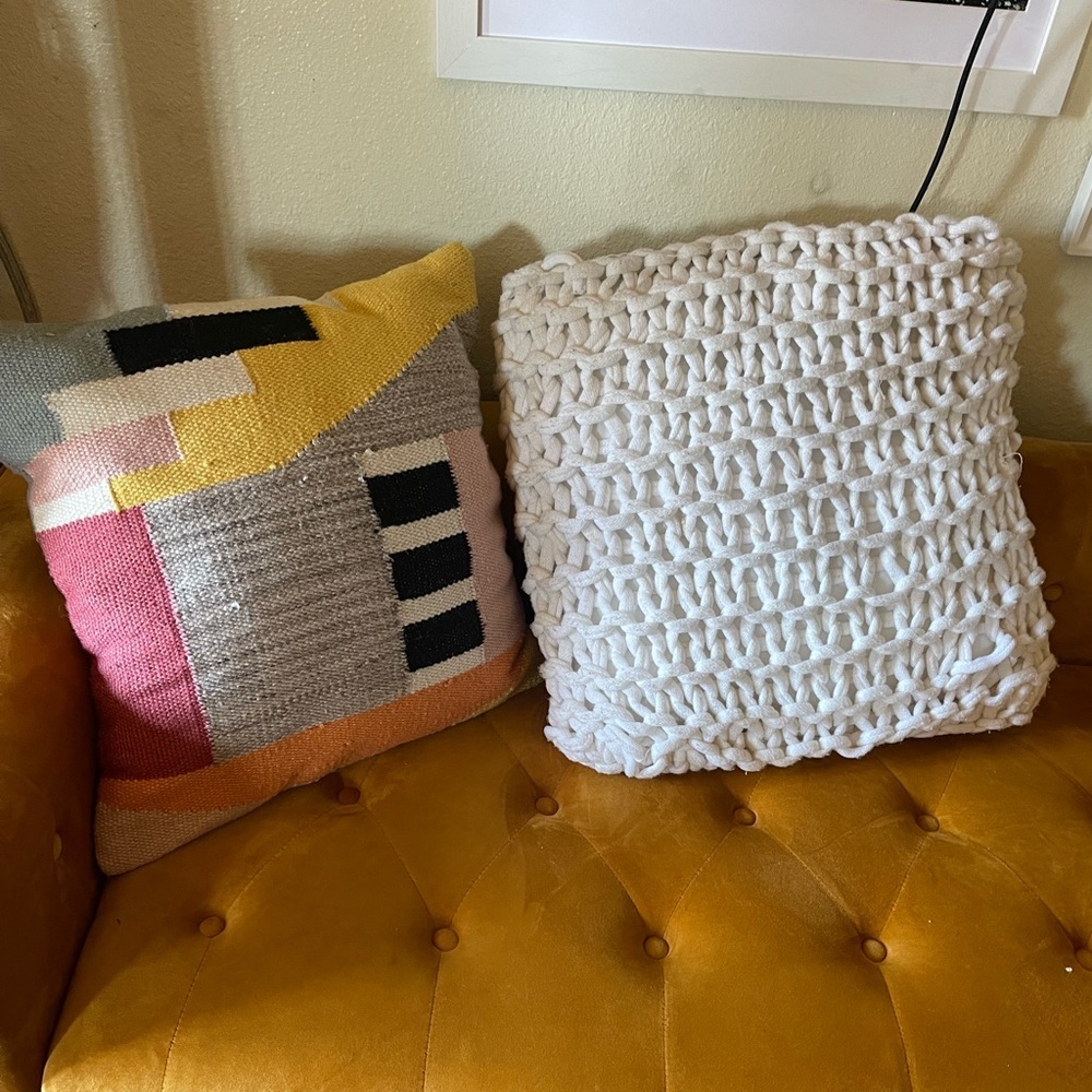 Anthropologie Woven White Knit Throw Pillow With Removable Cover 18x18”